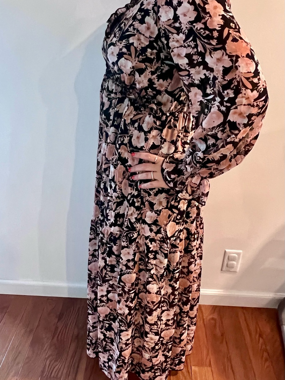 Floral Boho Maxi Dress in Blush Pink & Black - Picture 4 of 4
